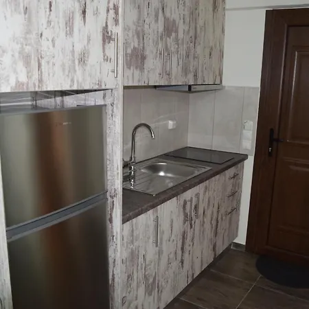 Giannis Apartment *